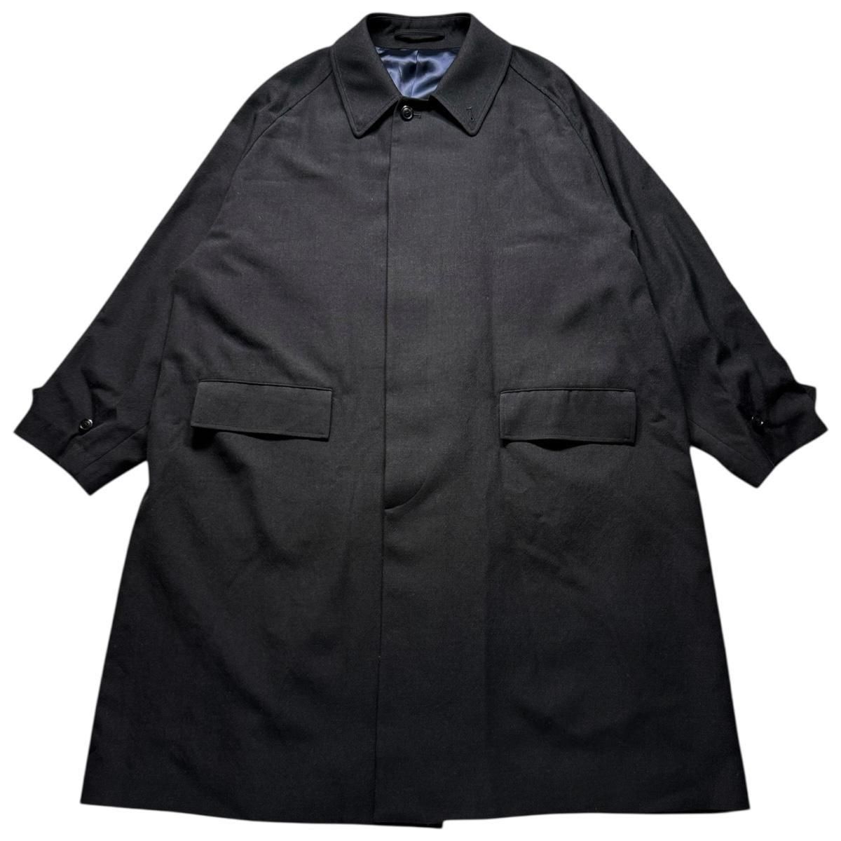 marka<BR>RAGLAN SLEEVE COAT - TUMBLED WOOL SERGE -(CHAMBRAY BLACK)