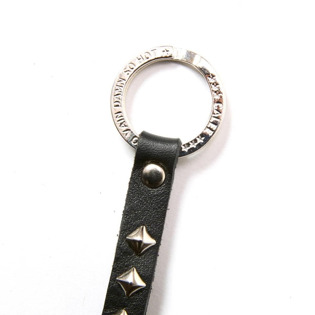 CALEE《キャリー》STUDS LEATHER KEY HOLDER(CL-25AW003LE