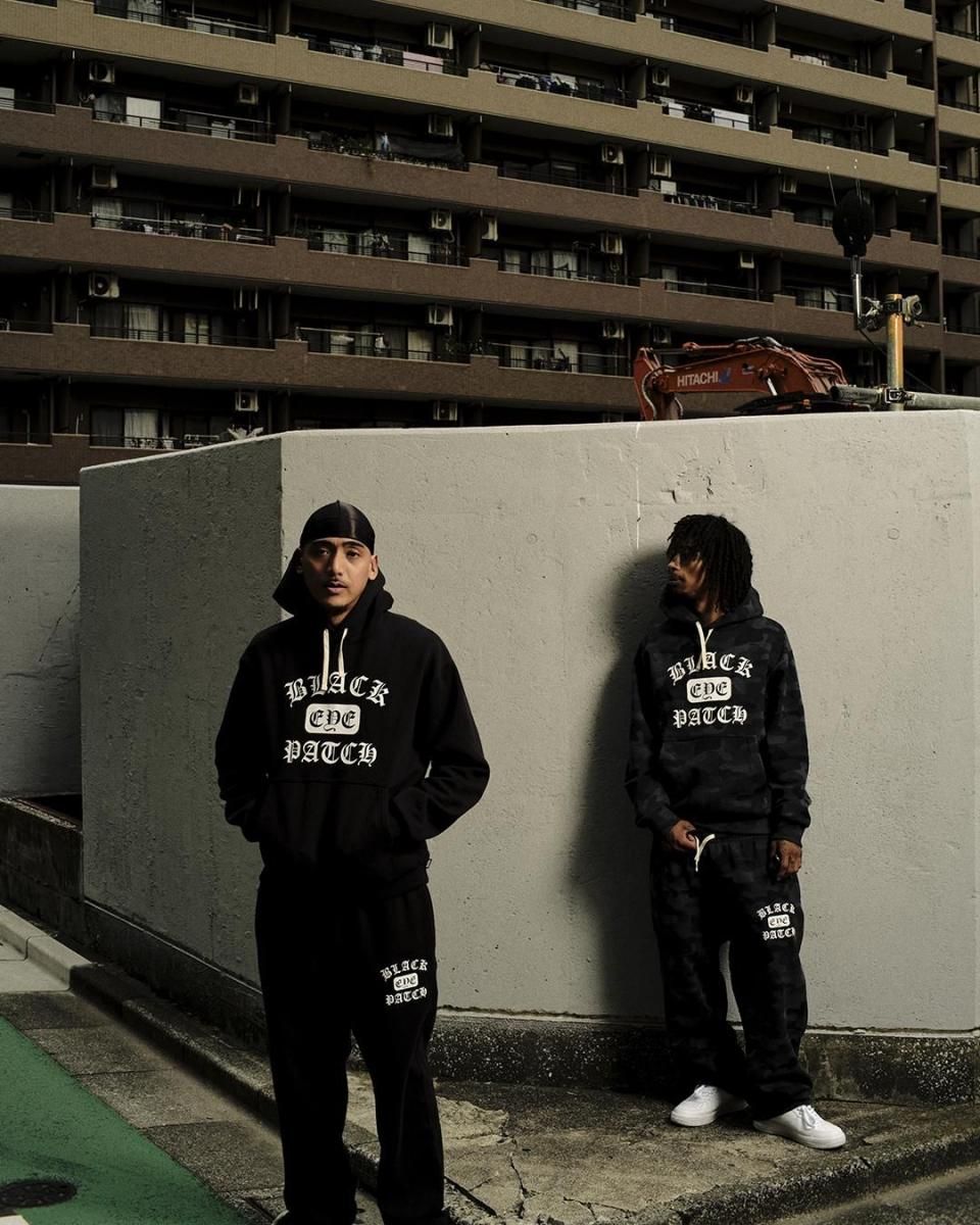 OE COLLAGE SWEAT HOODIE (BEPFW25CS15) / BlackEyePatch 《ブラック