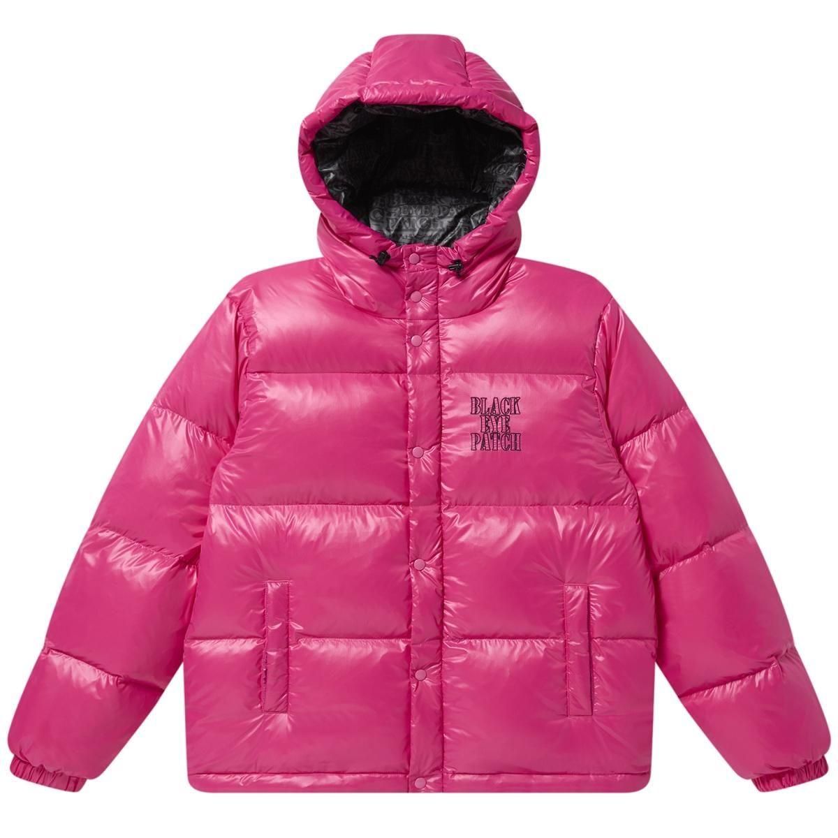 BlackEyePatch <BR>STENCIL LOGO HOODED DOWN JACKET(PINK)