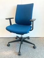 <{$productlist[num].name}>