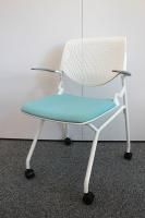 <{$productlist[num].name}>