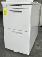 <{$productlist[num].name}>