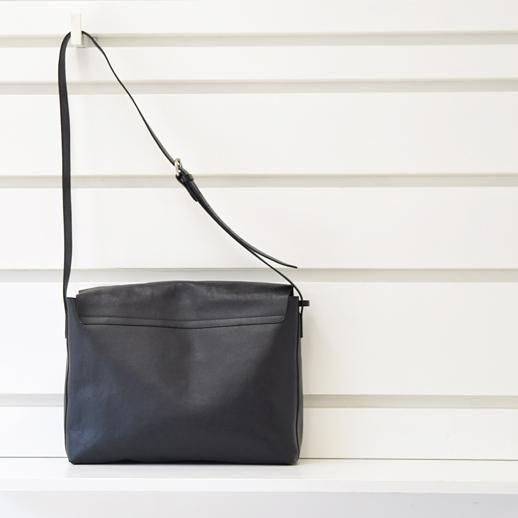 54252305110 クロスボディバッグ - IL BISONTE (イルビゾンテ) 神戸店