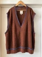 <img class='new_mark_img1' src='https://img.shop-pro.jp/img/new/icons50.gif' style='border:none;display:inline;margin:0px;padding:0px;width:auto;' />[ Kota Gushiken ] TWISTED WOOL YARN SCHOOL VEST 