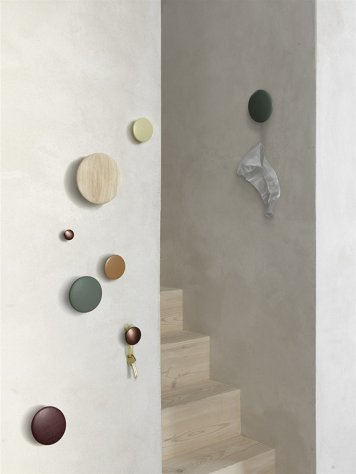 muuto THE Dots Coat Hooks gray：北欧デザイン ムート ザ・ドッツ コートフック 壁付けフック