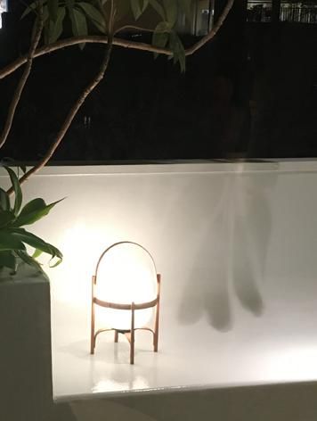 Santa&Cole Cestita Bateria TABLE LAMP：サンタアンドコール