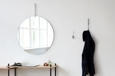 {$productlist[num].name}
