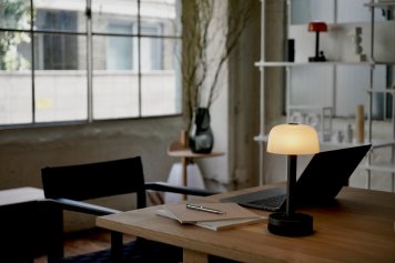 ROSENDAHL Soft Spot Table Lamp：ローゼンダール ソフトスポットテーブルランプ