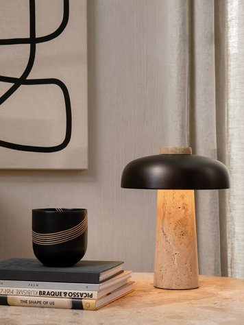 Audo Copenhagen MENU Reverse Table Lamp： オード コペンハーゲン