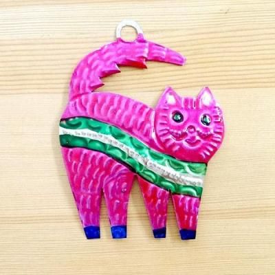 <img class='new_mark_img1' src='https://img.shop-pro.jp/img/new/icons57.gif' style='border:none;display:inline;margin:0px;padding:0px;width:auto;' />メキシコ ブリキオーナメント ネコ(C)