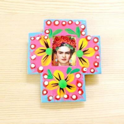 フリーダ・カーロ 装飾品 メキシコ製 Frida Kahlo フリーダ・カーロ ビーズ刺繍ブローチ by Hellen