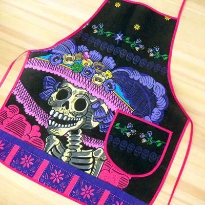 メキシコ刺繍のエプロン