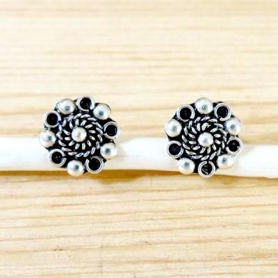 Clackers White 京都オパール【ピアス/イヤリング】アメリカン