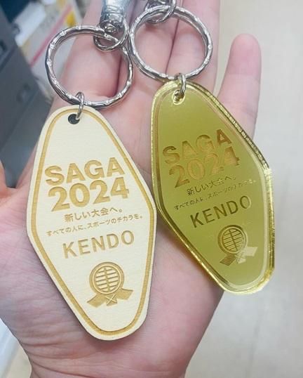 【即購入◎】名前 オーダー 名入れ刺繍キーホルダー バッグチャーム ネームタグ 名前 オーダー 名入れ刺繍キーホルダー バッグチャーム