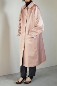 <img class='new_mark_img1' src='https://img.shop-pro.jp/img/new/icons20.gif' style='border:none;display:inline;margin:0px;padding:0px;width:auto;' />40%OFF 112,200ߢ67,320ߡSuka Satin Coat (pink)