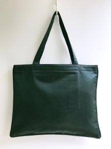 <img class='new_mark_img1' src='https://img.shop-pro.jp/img/new/icons59.gif' style='border:none;display:inline;margin:0px;padding:0px;width:auto;' />Suka Satin Tote Bag (deep green)