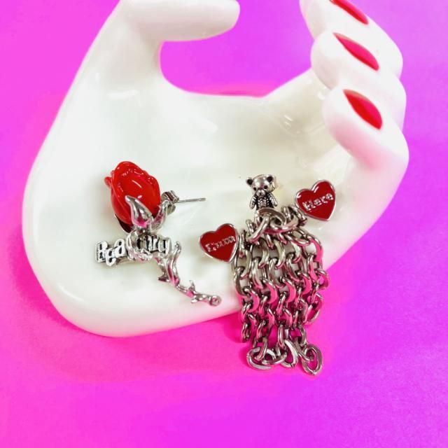 <img class='new_mark_img1' src='https://img.shop-pro.jp/img/new/icons47.gif' style='border:none;display:inline;margin:0px;padding:0px;width:auto;' />RED ROSE&HEART BEAR󥷥ǥꥢԥ