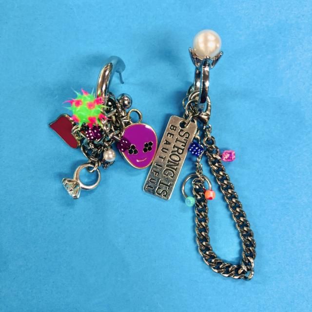 <img class='new_mark_img1' src='https://img.shop-pro.jp/img/new/icons65.gif' style='border:none;display:inline;margin:0px;padding:0px;width:auto;' />ALIEN& PEARL RINGԥ 3WAY