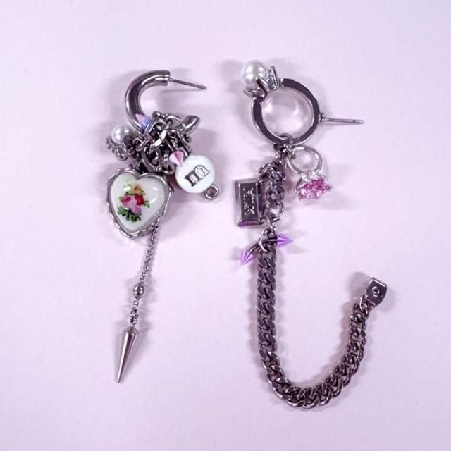 <img class='new_mark_img1' src='https://img.shop-pro.jp/img/new/icons65.gif' style='border:none;display:inline;margin:0px;padding:0px;width:auto;' />ROCOCO PUNK PEARL RING 2WAYԥ