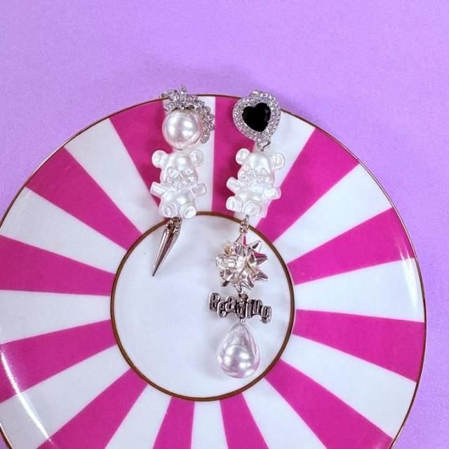 <img class='new_mark_img1' src='https://img.shop-pro.jp/img/new/icons47.gif' style='border:none;display:inline;margin:0px;padding:0px;width:auto;' />WHITE&BLACKBEAR&PEARLӥ塼åԥ