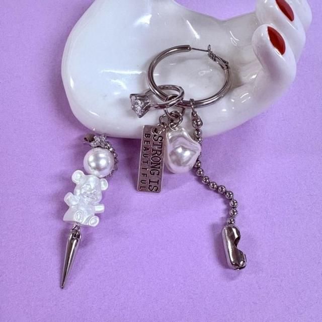 <img class='new_mark_img1' src='https://img.shop-pro.jp/img/new/icons14.gif' style='border:none;display:inline;margin:0px;padding:0px;width:auto;' />WHITE BEAR&PEARLӥ塼աץԥ