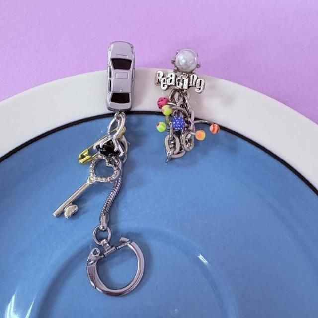 <img class='new_mark_img1' src='https://img.shop-pro.jp/img/new/icons14.gif' style='border:none;display:inline;margin:0px;padding:0px;width:auto;' />SILVER CARߥ󥷥ǥꥢԥ