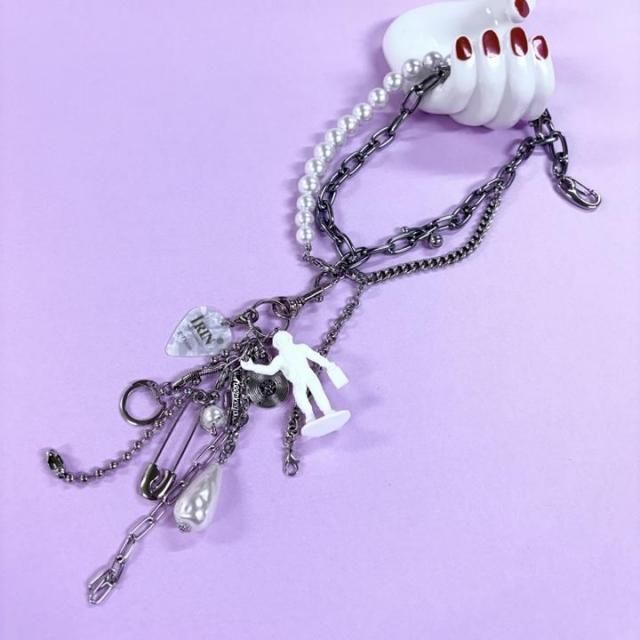 <img class='new_mark_img1' src='https://img.shop-pro.jp/img/new/icons65.gif' style='border:none;display:inline;margin:0px;padding:0px;width:auto;' />SILVER&PEARL ASTRONAUT CHARM  NECKLACE 
