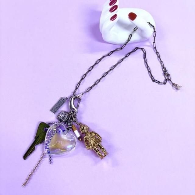 <img class='new_mark_img1' src='https://img.shop-pro.jp/img/new/icons14.gif' style='border:none;display:inline;margin:0px;padding:0px;width:auto;' />SILVER&GOLD GIRL CHARM  NECKLACE 2WAY