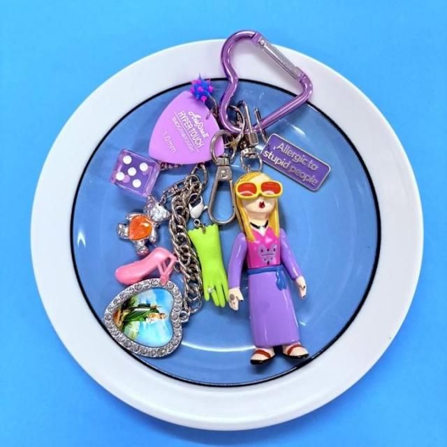 <img class='new_mark_img1' src='https://img.shop-pro.jp/img/new/icons47.gif' style='border:none;display:inline;margin:0px;padding:0px;width:auto;' />HIPPY GIRL CHARM