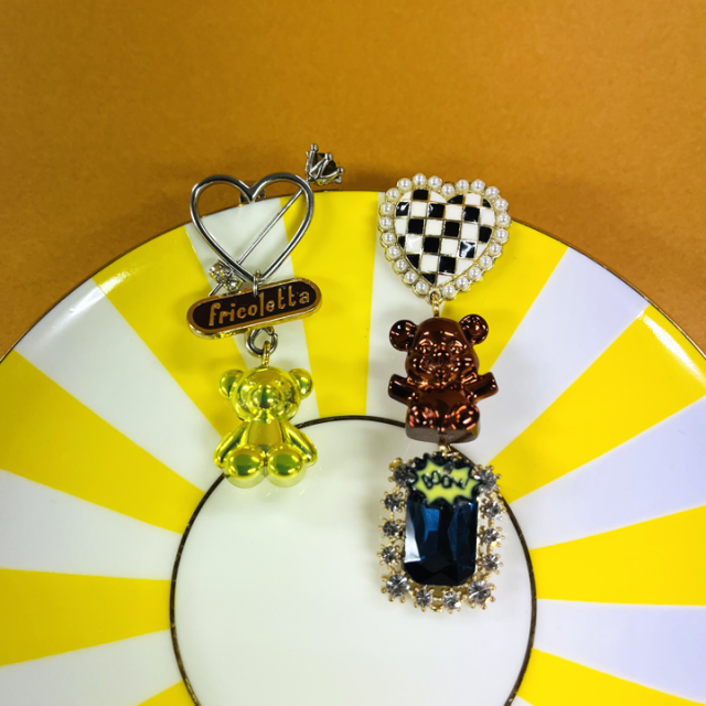 <img class='new_mark_img1' src='https://img.shop-pro.jp/img/new/icons47.gif' style='border:none;display:inline;margin:0px;padding:0px;width:auto;' />MIX BIJOUBEARԥ 