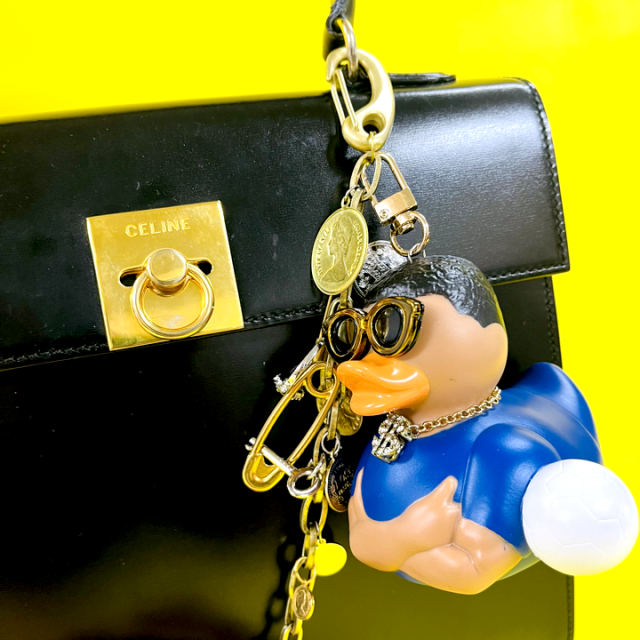 <img class='new_mark_img1' src='https://img.shop-pro.jp/img/new/icons47.gif' style='border:none;display:inline;margin:0px;padding:0px;width:auto;' />RAPPER DUCKGOLD RUSH CHARM