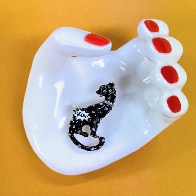 <img class='new_mark_img1' src='https://img.shop-pro.jp/img/new/icons14.gif' style='border:none;display:inline;margin:0px;padding:0px;width:auto;' />BLACK LEOPARD BROOCH