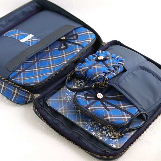 A4ブリーフバッグ　パソコンバッグ　iPadも入ります：バイアス使い神戸タータン　ラッピングリボンシリーズ　エクリュ