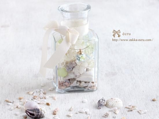 お花と花器のセット 貝殻とアジサイのガラスオブジェ レクト ポイズンボトル花器 手作り雑貨 セレクト雑貨 エクリュ Ecru お花と花器のセット 貝殻とアジサイのガラスオブジェ レクト ポイズンボトル花器 手作り雑貨 セレクト雑貨 エクリュ Ecru