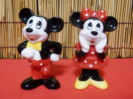 東京ディズニーランド　ミッキー＆ミニー　陶器製人形　２個セット - 「宝の森」昭和レトロ雑貨、フィギュア、玩具のリサイクル