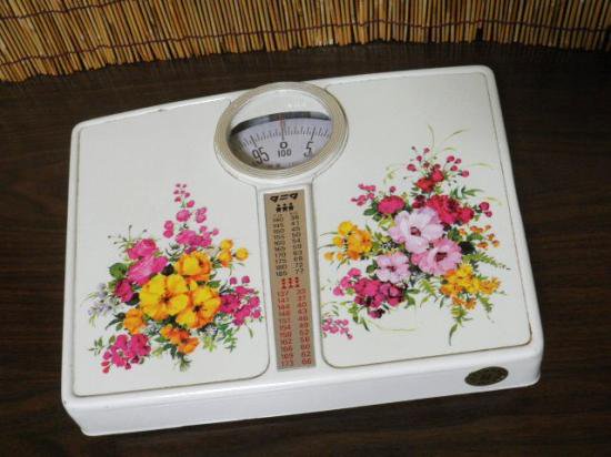 タニタ 体重計 （花柄） - 昭和レトロ、レトロ雑貨、フィギュア、玩具 
