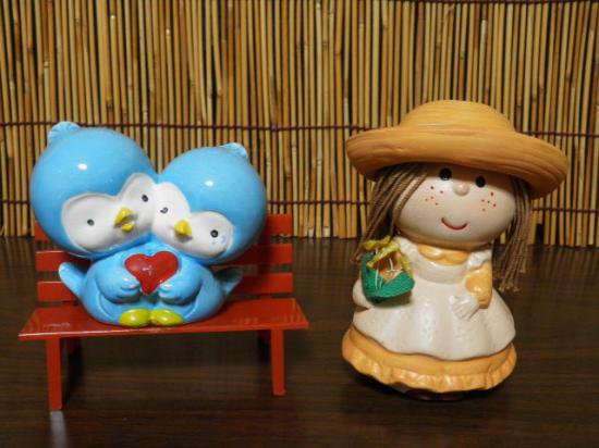レトロ　ファンシー陶器置物　（小鳥・女の子）　２点セット - 「宝の森」昭和レトロ雑貨、フィギュア、玩具のリサイクル