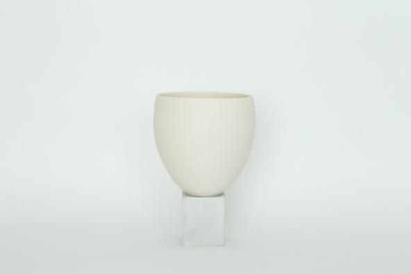 ELEVA (Porcelain+Concrete planter)