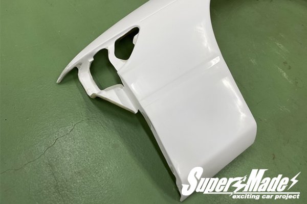 Ｓ１３用 純正形状フロントフェンダー- Super Made(スーパーメイド 