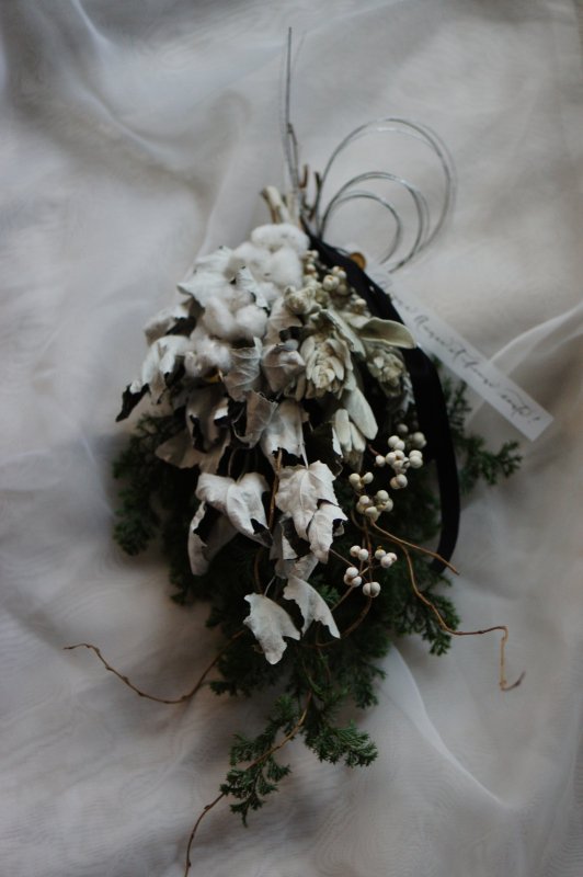 お正月スワッグa ホワイト 限定1個 Deuxr Dried Botanicals ドライフラワー 蜜蝋花 リース 花材販売
