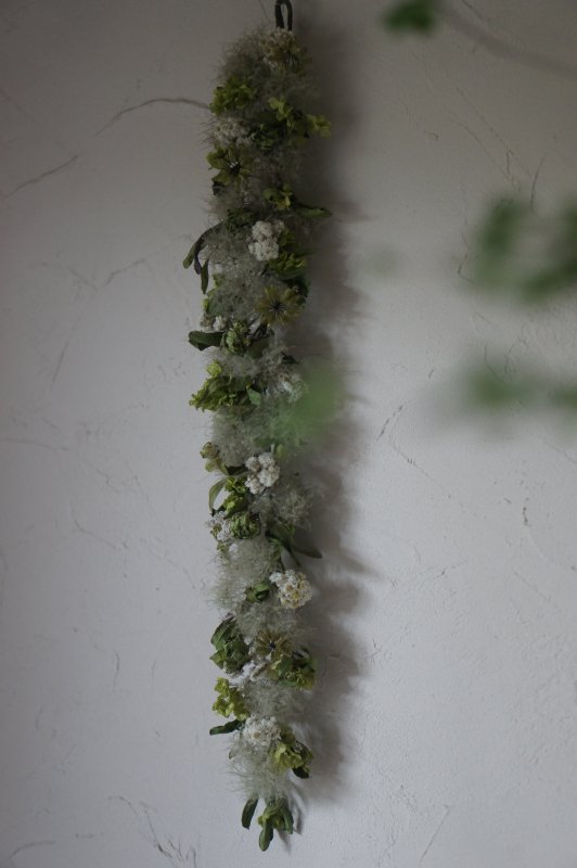 スモークツリーと小花のガーランド - deuxR - Dried Botanicals 