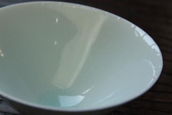 青白磁 影青＆イッチン杯 A - 心樹庵は、お茶好きが嵩じて誕生