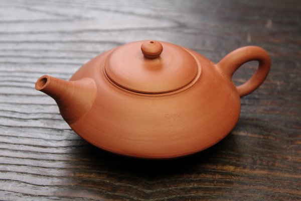 本朱泥 後手茶壺 - 心樹庵は、お茶好きが嵩じて誕生した、日本茶・中国茶の専門店です。