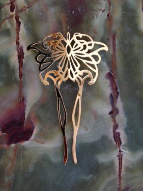 手彫りのアラベスク かんざし  (papillon）