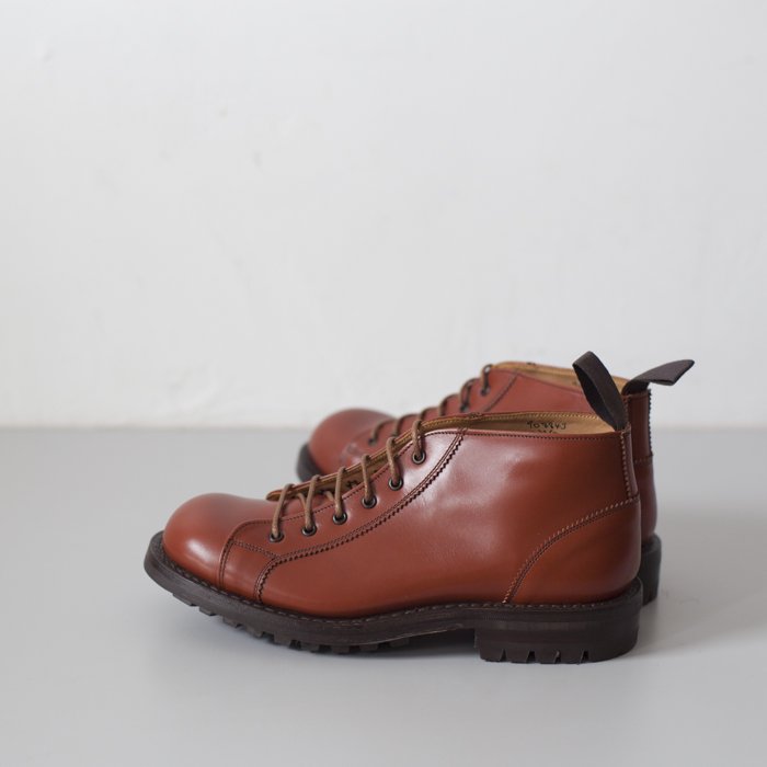 M7350 Lace Up Boot / Moccasin Brown Aniline / UK9.0 in stock
