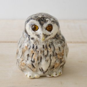 WINSTANLEY OWL ウィンスタンレイアウル<br>”ハグリッド” 目が追いかける陶器のフクロウ<img class='new_mark_img2' src='https://img.shop-pro.jp/img/new/icons13.gif' style='border:none;display:inline;margin:0px;padding:0px;width:auto;' />