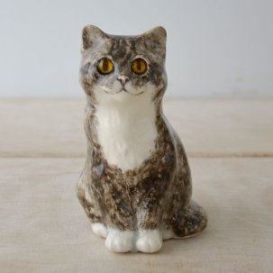 WINSTANLEY CAT (ウィンスタンレイキャット) “ゴーディー”　目が追いかける陶器の子猫<img class='new_mark_img2' src='https://img.shop-pro.jp/img/new/icons13.gif' style='border:none;display:inline;margin:0px;padding:0px;width:auto;' />