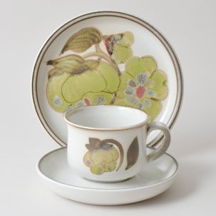 イギリスアンティーク 1809年創業BORNE DENBY社のストーンウェア陶器 