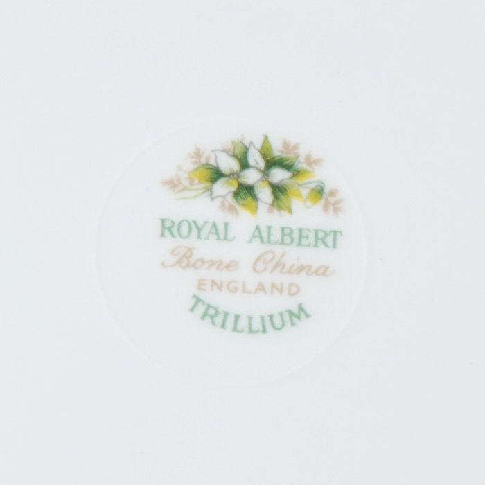 ビンテージケーキプレート2枚セット ROYAL ALBERT TRILLIUM トリリアム ...